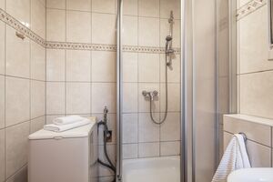 1.Badezimmer im Erdgeschoss